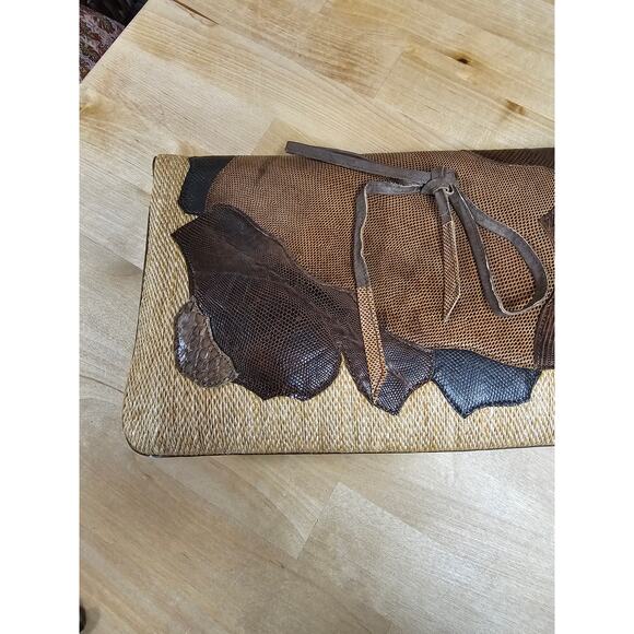 Carlo Fiori Vintage Envelope Straw & Snakeskin Clutch W/ Snap Closure - Picture 4 of 12